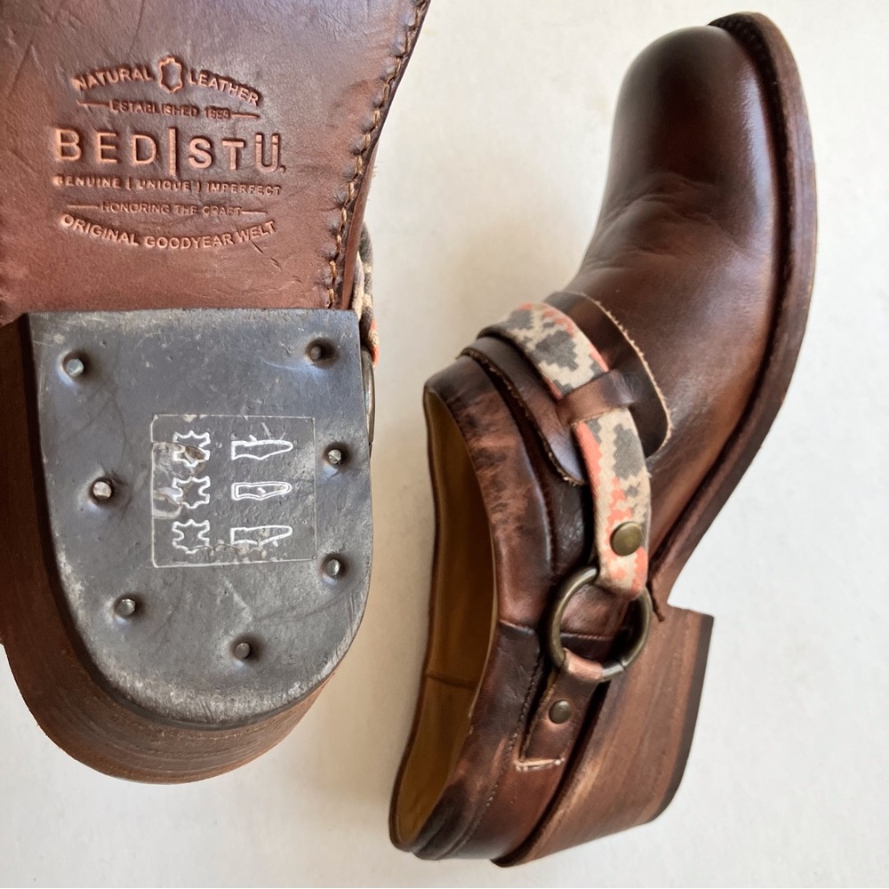 BedStu Shoe Booties S-10 Triad Harness Mule EUC - Picture 4 of 4